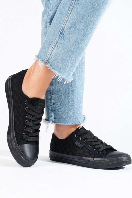 Baskets femme modèle classique noires...