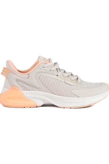 chaussures de sport beiges...