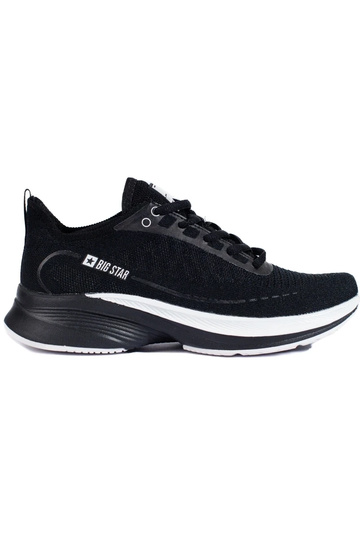 chaussures de sport noires...