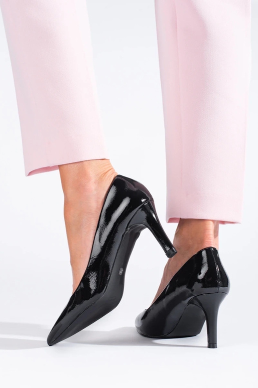 Talons hauts modèle classique...