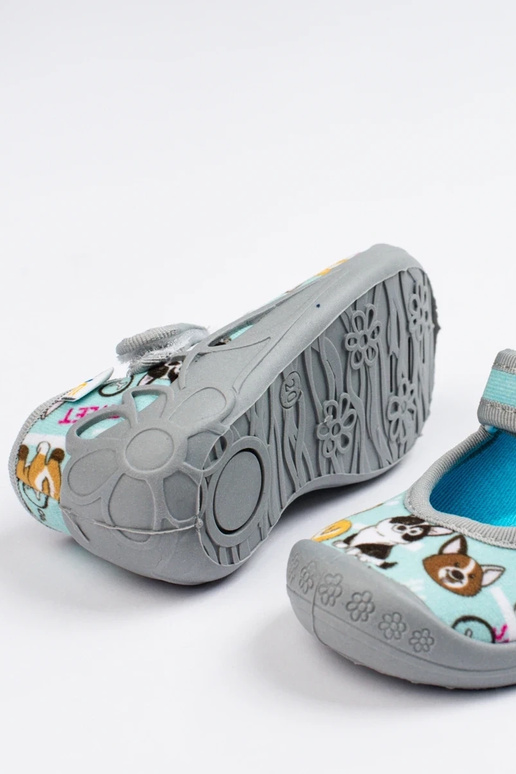 Chaussons pour enfants avec chiots... Chaussons pour enfants avec chiots...