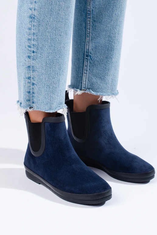 bottes en caoutchouc suédé isolées... bottes en caoutchouc suédé isolées...