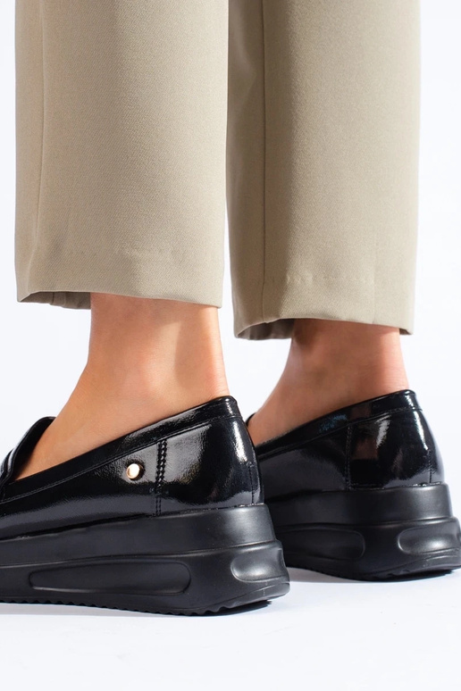 mocassins noirs effet verni avec...