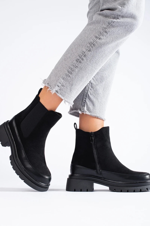 Bottines Chelsea en daim noires Vinceza