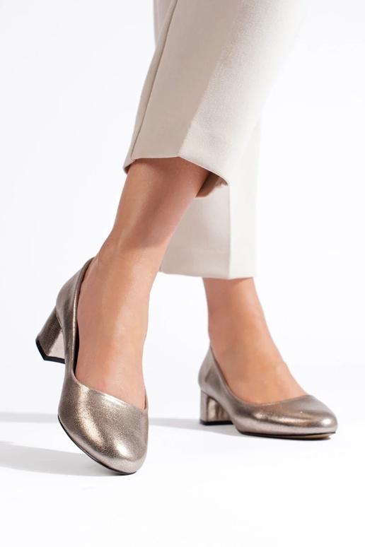 Les chaussures à talons hauts sont...