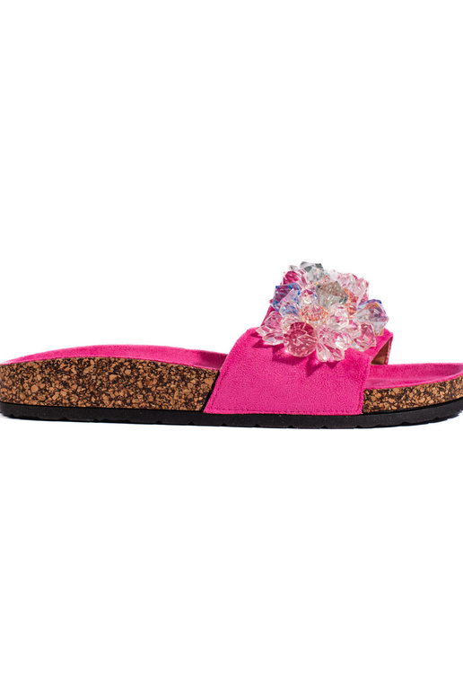 de pantoufles en daim