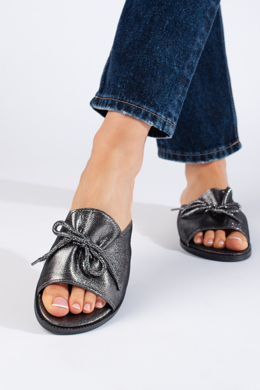 pantoufles argentées