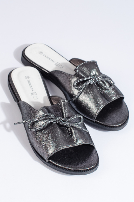 pantoufles argentées