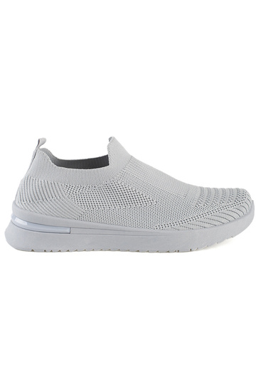 chaussures de sport grises