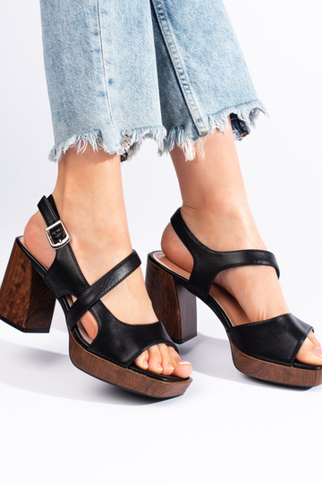 sandales noires de Sergio... 2