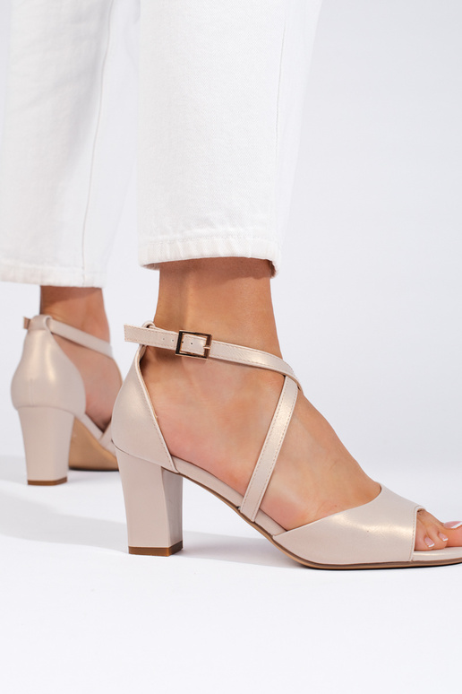 Sandales de style élégant z... Sandales de style élégant z...