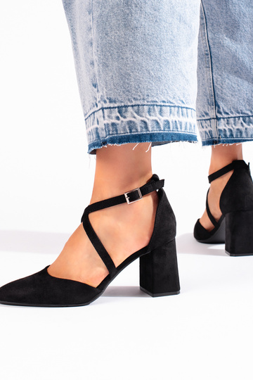 talons hauts noirs en daim... 2