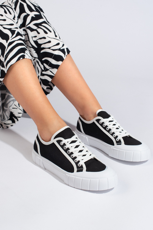 Chaussures noires pour femmes