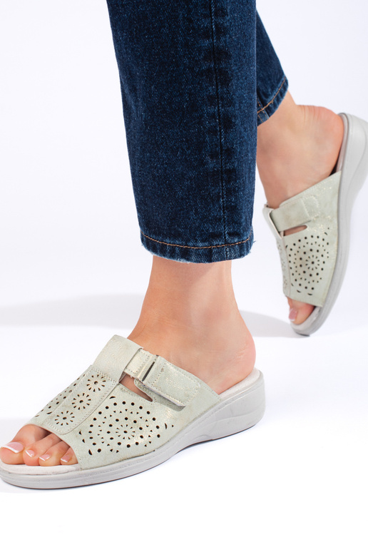 sandales avec éléments ajourés