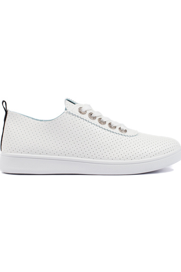 avec éléments ajourés,...