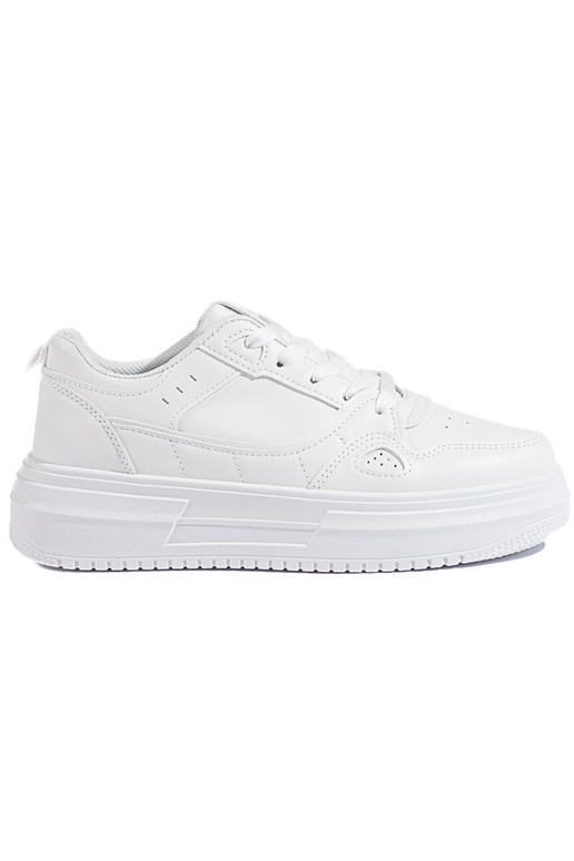 Chaussures modèle baskets blanches Chaussures modèle baskets blanches