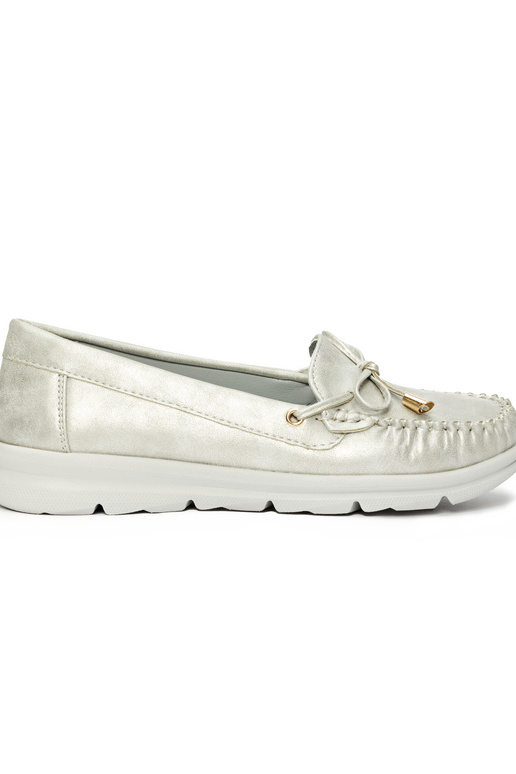 mocassins confortables de couleur...