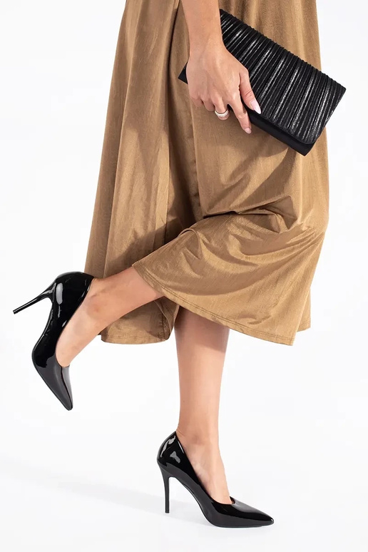 Talons hauts noirs modèle classique Talons hauts noirs modèle classique