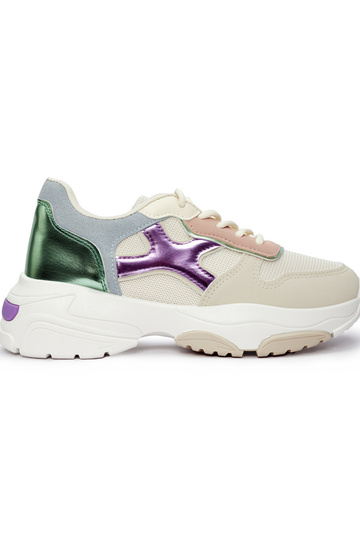 Chaussures décontractées...
