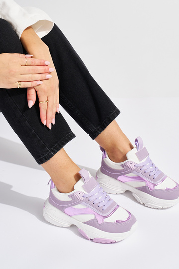 Chaussures de sport... 2