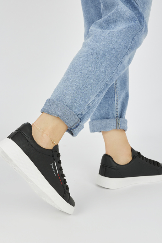 chaussures de sport classiques noires