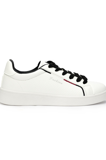 chaussures de sport...