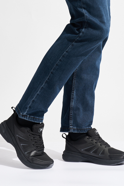 chaussures de sport noires pour hommes