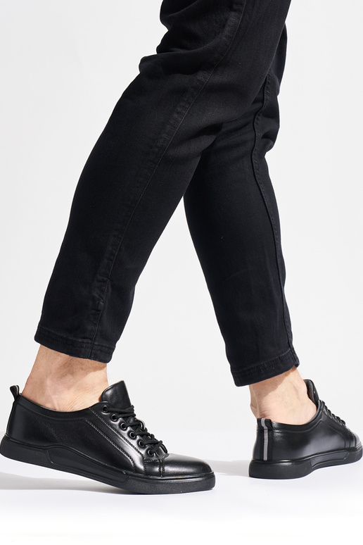 pour hommes couleur noire...