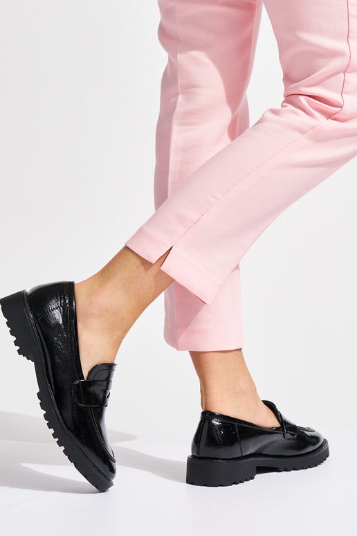 mocassins effet laqué de couleur noire