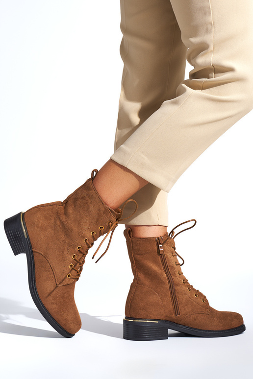 chaussures pour femmes marron lacées...