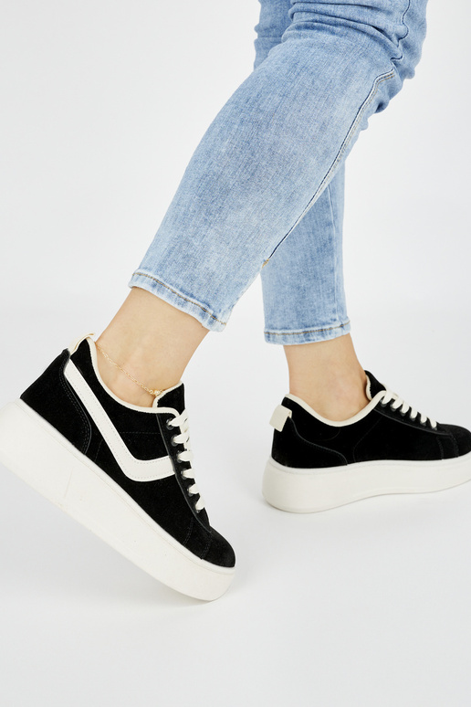 chaussures plateforme en daim noir...