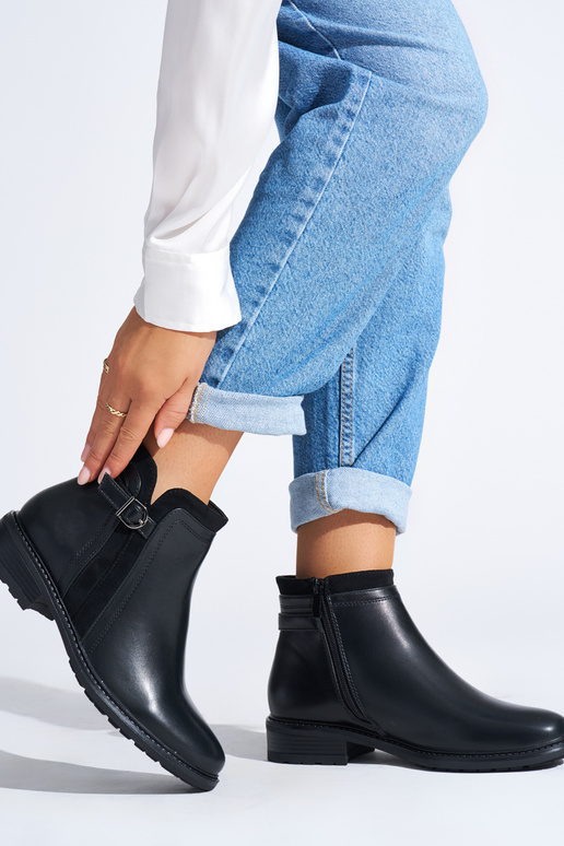 chaussures pour femmes noires sur un...