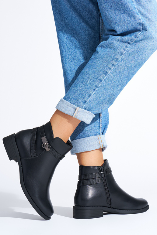 chaussures pour femmes noires sur un...