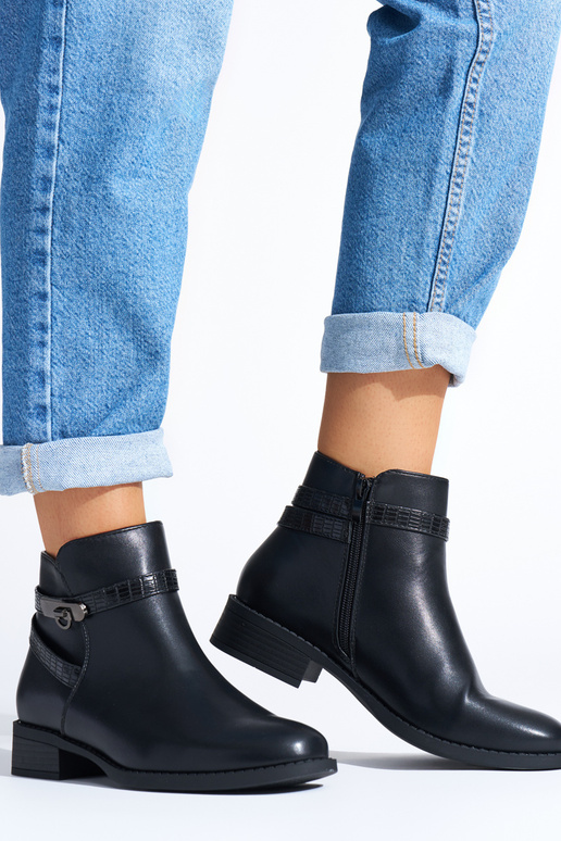 chaussures pour femmes noires sur un...