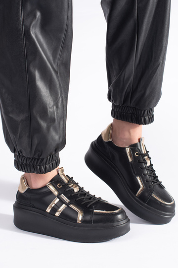 Chaussures modèle Sneakers... 2