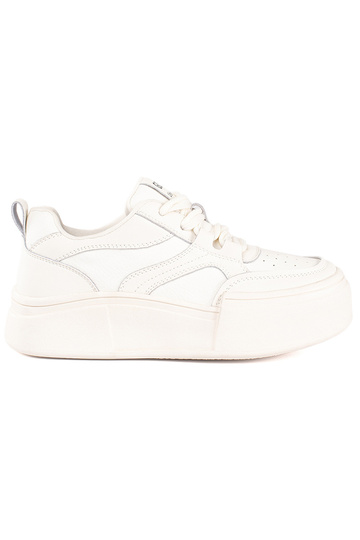 Baskets femme modèle...