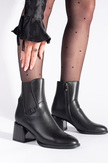 bottes noires avec... 2