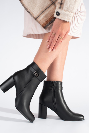 chaussures noires élégantes... 2