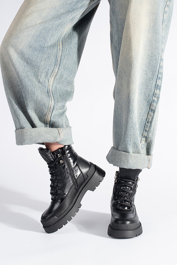 chaussures noires à semelle... 2