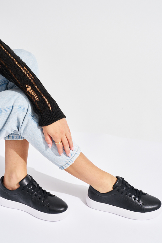 Chaussures femme à lacets en cuir noir Chaussures femme à lacets en cuir noir