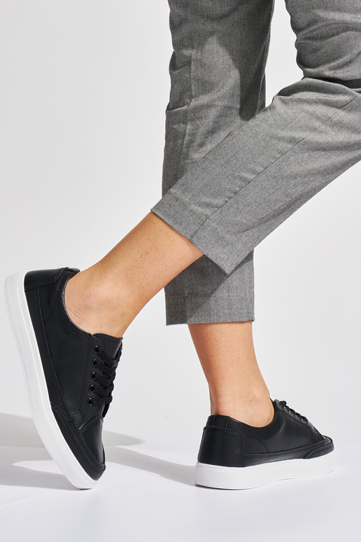 Chaussures femme en cuir noir Sergio...