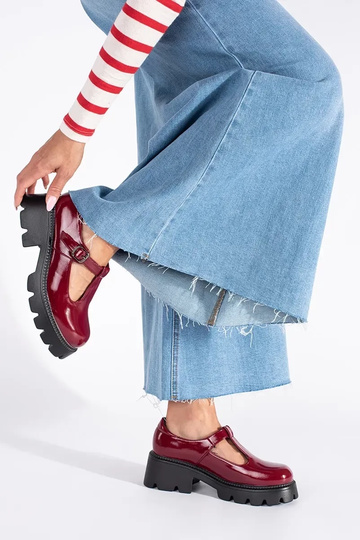 Bourgogne laqué chaussures... 2