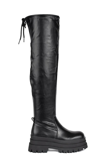 couleur noire mousquetaires...