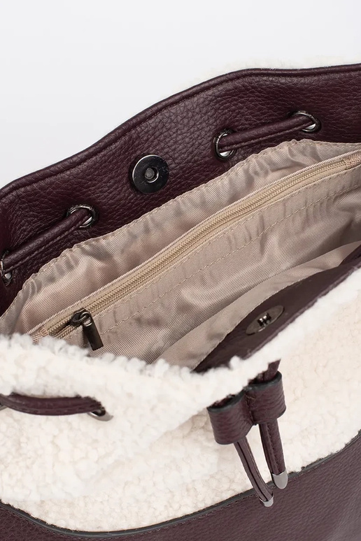 Sac à main élégant en fourrure marron...