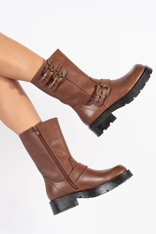 Chaussures pour femmes en cuir marron...