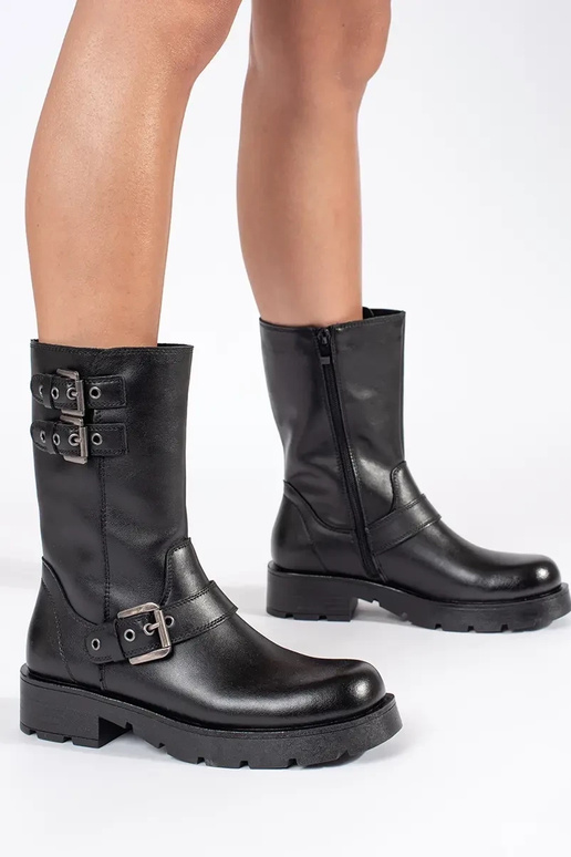 Chaussures en cuir noir à plateforme...