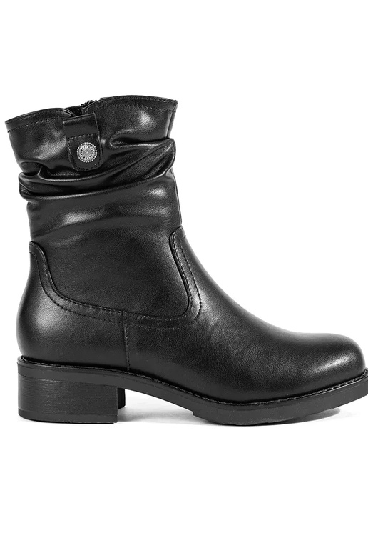 chaussures femme isolées en cuir noir... chaussures femme isolées en cuir noir...