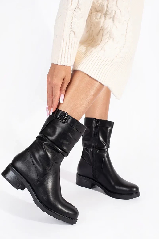 chaussures femme isolées en cuir noir chaussures femme isolées en cuir noir