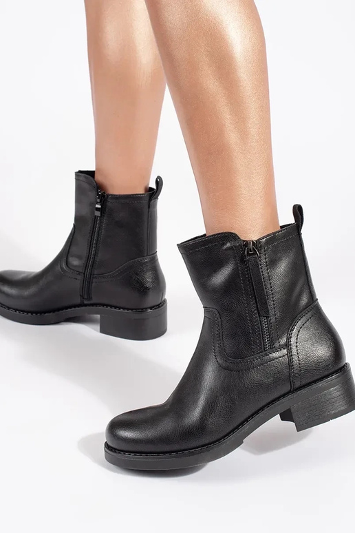 Bottes en cuir noir Sergio Leone pour... Bottes en cuir noir Sergio Leone pour...