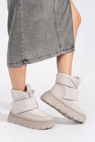 couleur grise isoler Bottes... 2